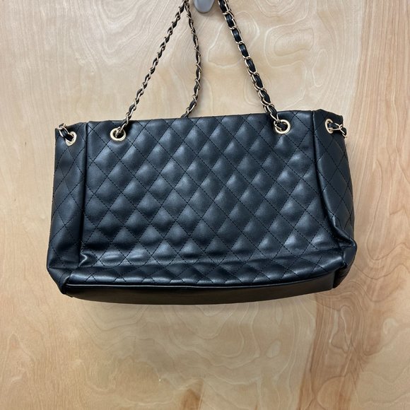 BooHoo Black Quilted Purse/Shoulder Bag  - SHIPS FAST💨✅ - Picture 2 of 3